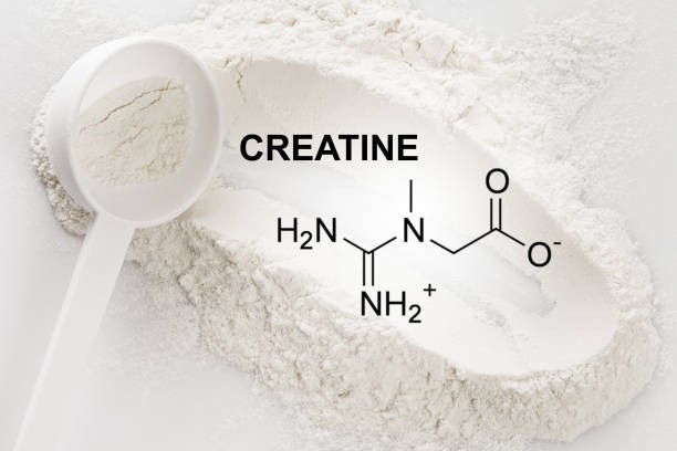 johnnyxbrown's tweet image. Creatine isn't a steroid.

It is a naturally occurring compound that exists in everyone’s body.

It doesn't cause bloating, hair loss, weight gain, or kidney damage.

Here's what it actually does and why you should be taking it (mega thread):