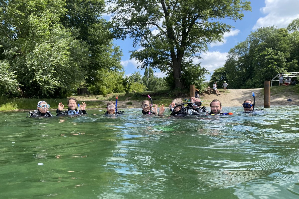 Diving into the deep brings us closer to the heart of our projects at #EvoLogics 🌊 
Over June and July, we had the pleasure of collaborating with 1A Tauchcenter Straussee, where three groups from our team and their family members completed the #OpenWaterDiver certification 👌 !