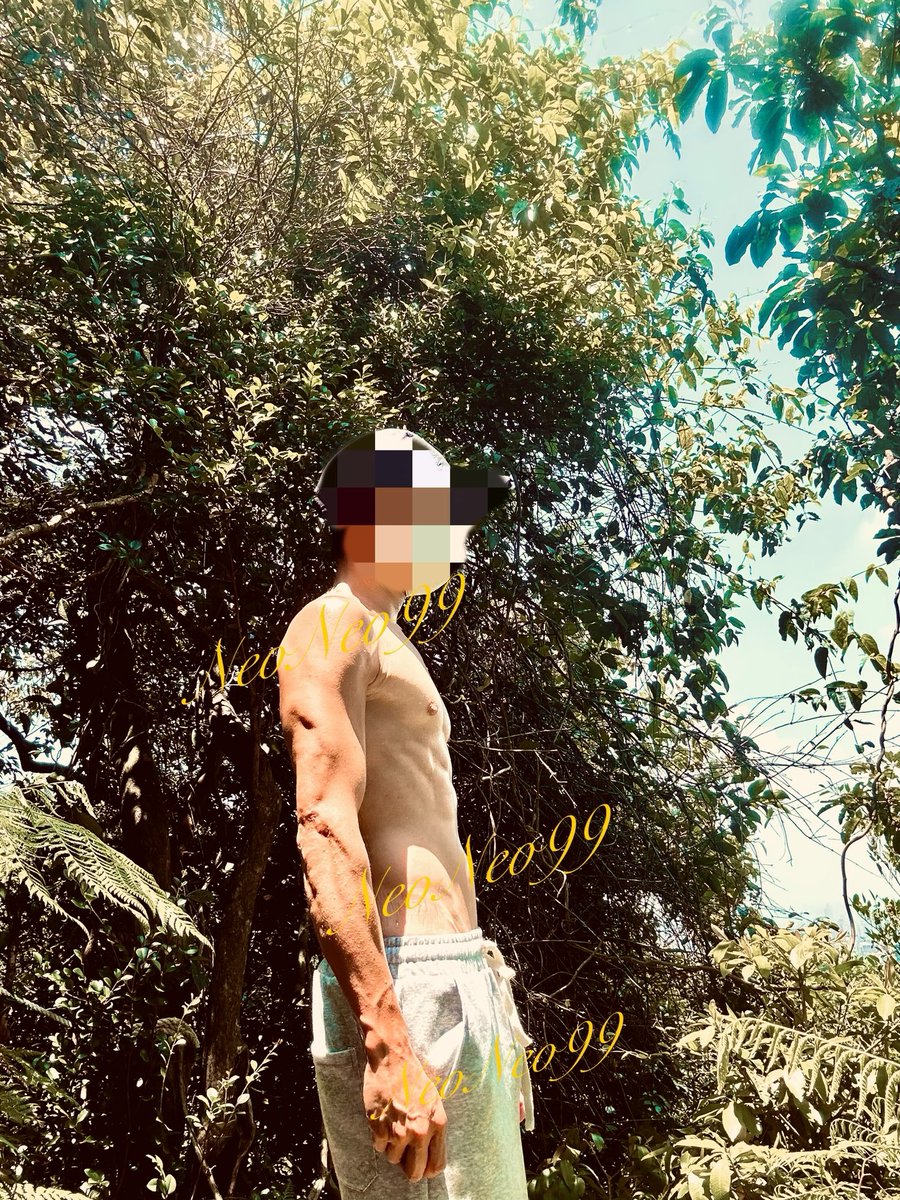 Neo99065826's tweet photo. 夏天爬山就是要展現成果。繼續鍛鍊。
#露出 #野外露出 https://t.co/Hb76ftjpFG