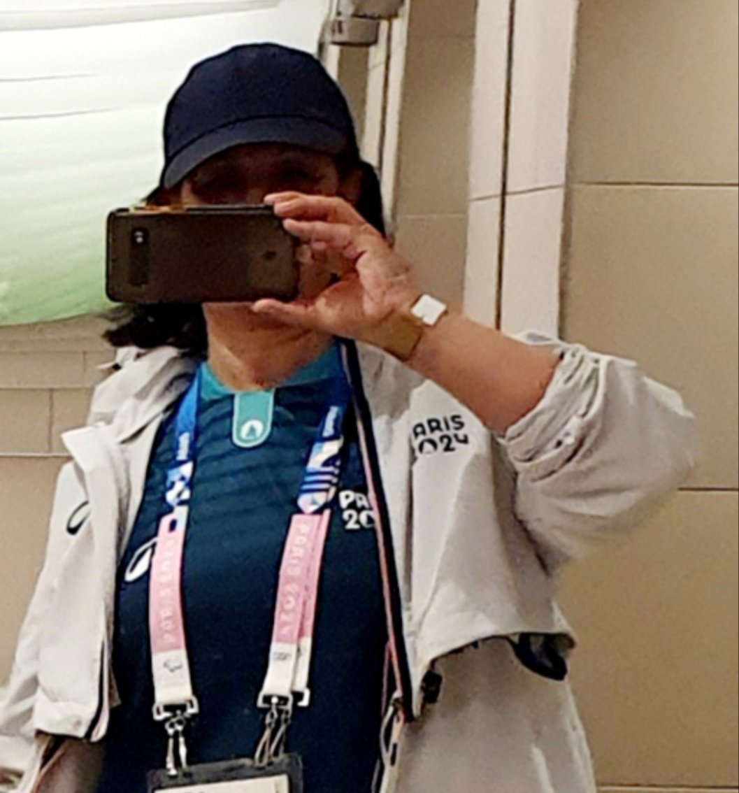 🔥Le Parc des Princes (#Paris16) a accueilli hier le 1er événement sportif des #JeuxOlympiques depuis 100 ans: 🇪🇸 vs 🇦🇿 Suivi de 🇲🇱 vs 🇮🇱

Immense honneur d'avoir été nommée Team Leader volontaire <a href="/Paris2024/">Paris 2024</a> et de plonger dans le quotidien des épreuves ⚽️ H et F durant ces Jeux !