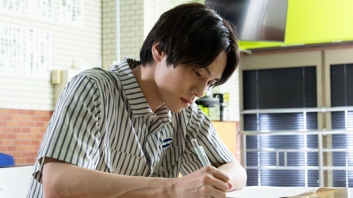 mezamashimedia's tweet image. 本日21時～
ドラマ『ビリオン×スクール』第4話💰

不登校の竹中（#山下幸輝）を
登校させるよう命じられた加賀美（#山田涼介）

竹中と対峙した加賀美は
学校に来ない理由を聞き、褒めるが…
▶️mezamashi.media/article/153354…

@billion_t_sc #ビリオンスクール #ビリスク
#木南晴夏