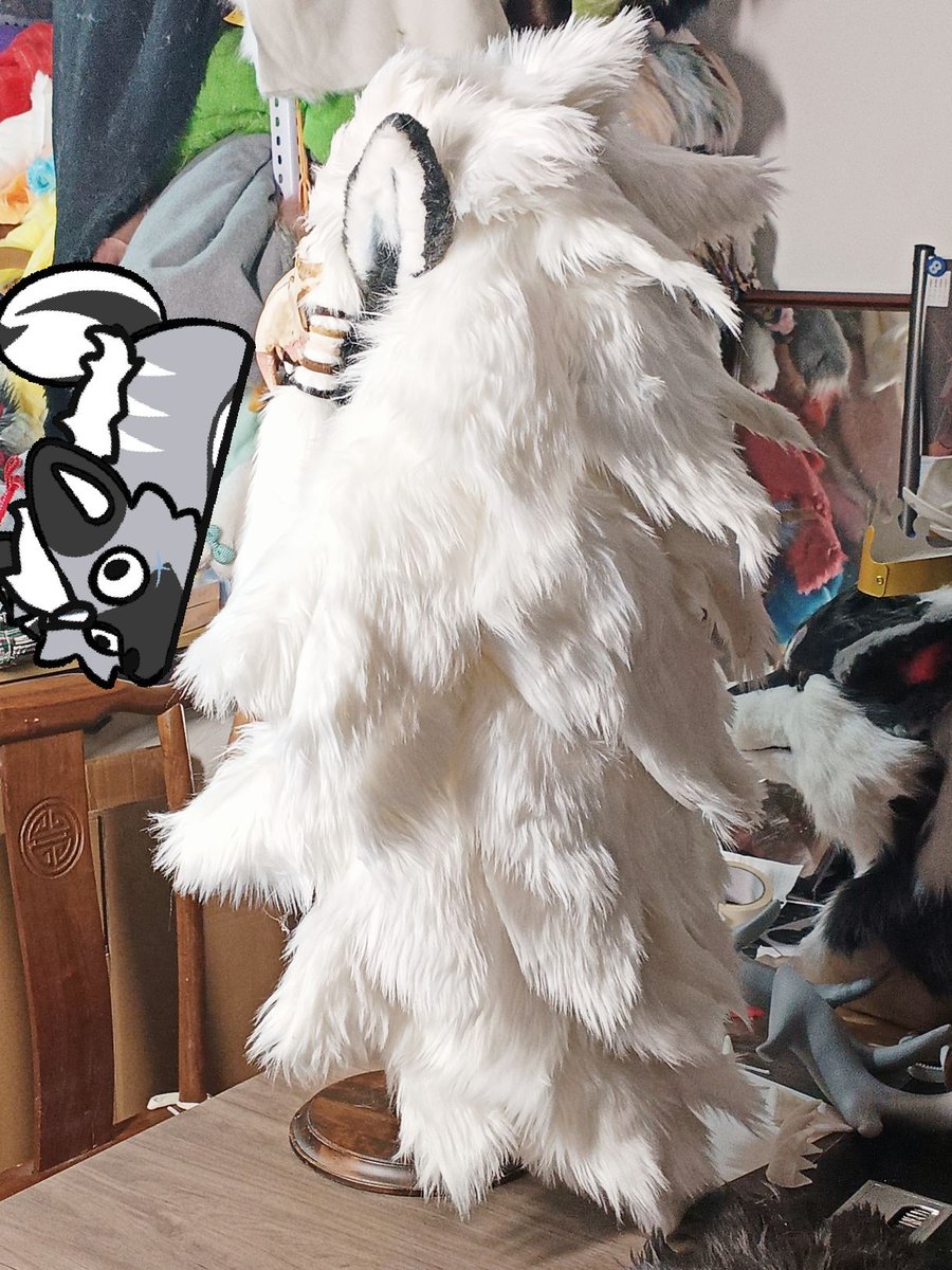 我是一颗圣诞树
我有坚硬如铁的颈椎