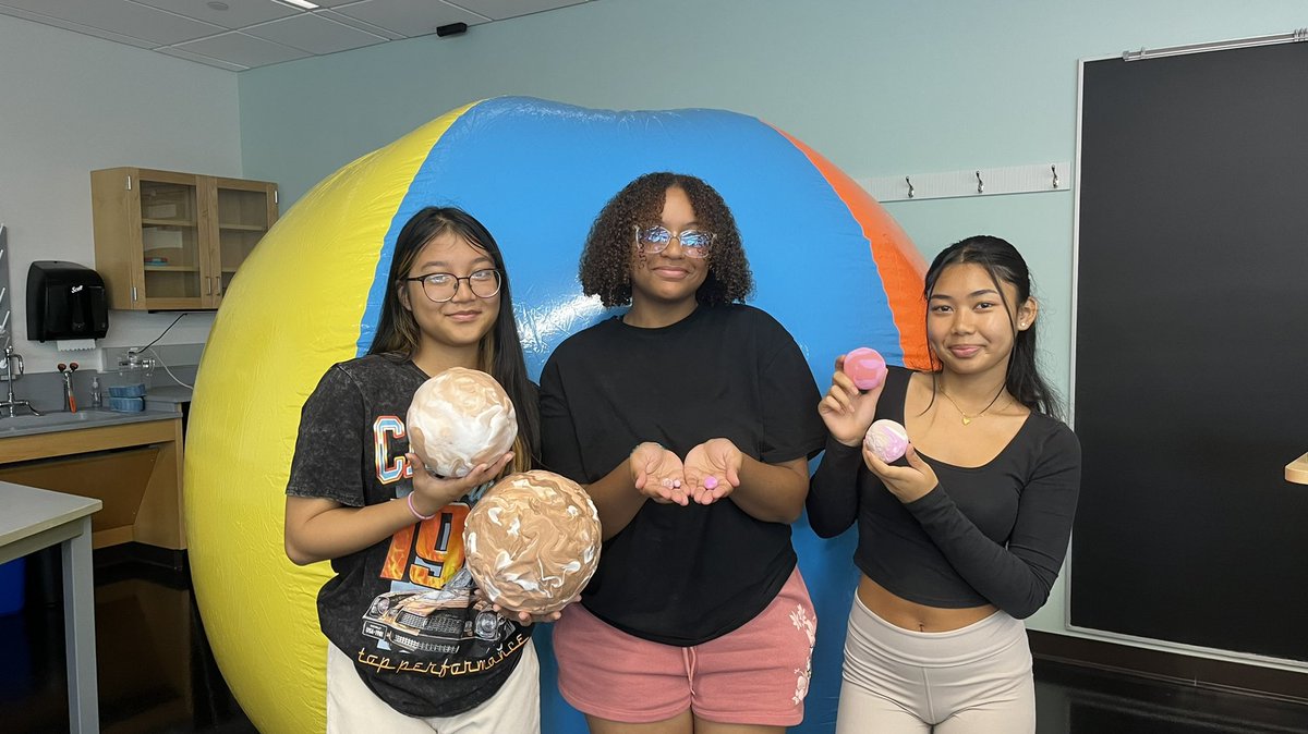 Utica_Physics's tweet photo. We built to scale solar system with young scholars this week! https://t.co/oQgnBYa2n3