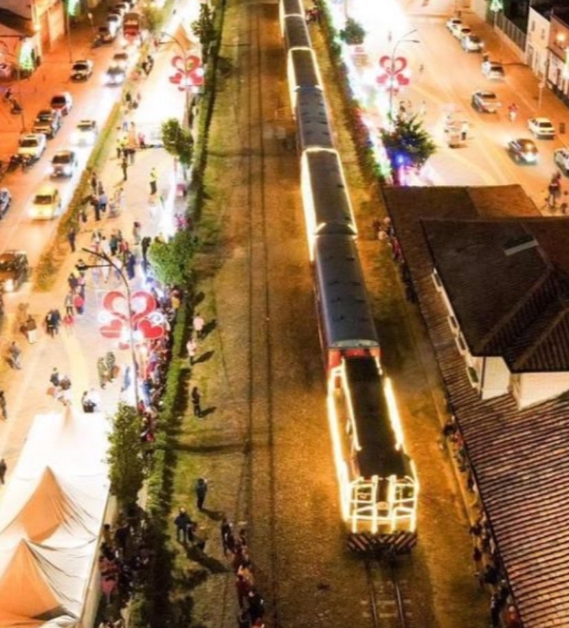 ¡Vuelve #BoyacáEnTren para este diciembre! Trabajamos en la reactivación del tren y de la economía en este departamento. 🚞🛤️

Avanza la hoja de ruta liderada por <a href="/GobBoyaca/">Gobernación de Boyacá</a> en alianza con  <a href="/TuristrenB/">Turistren Bogota</a> y las alcaldías de Paipa, Duitama y Sogamoso para llenar de esperanza y magia