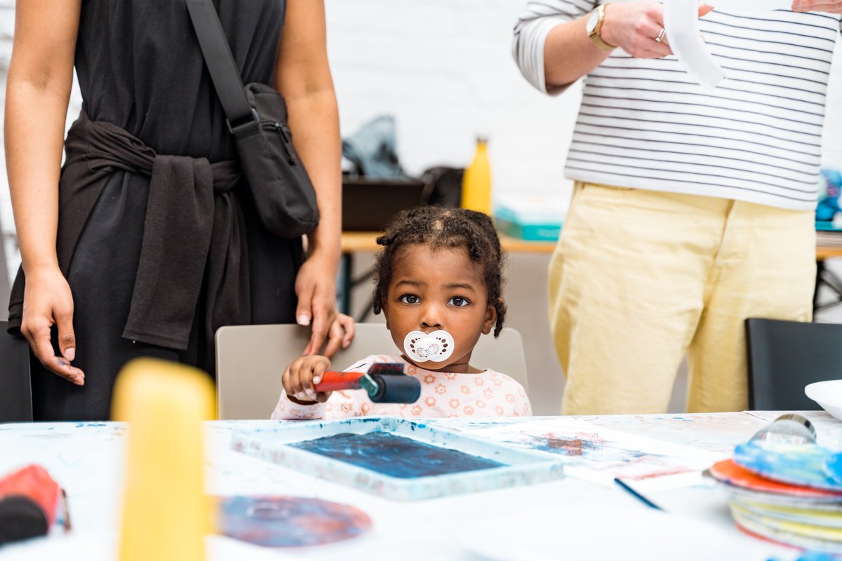 BowArts's tweet image. Don't forget to join us this weekend for #BowFamilies!

📅 Sunday 28th July ⏰ 11am - 1pm
💒 Bow Arts Trust Courtyard Room

bowarts.org/event/vibrant-…

#familyactivities #familyworkshop #freefamilyactivities #eastLondon #TowerHamlets