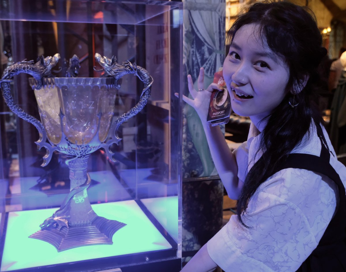 Welcome our UROP student, Yeli Xia <a href="/xiyl129112031/">yyyeli</a> . Her research focuses on quantitative analysis of local helical morphology and chirality in aortic dissections. This study aims to enhance our understanding of the structural characteristics associated with post-TEVAR outcomes.