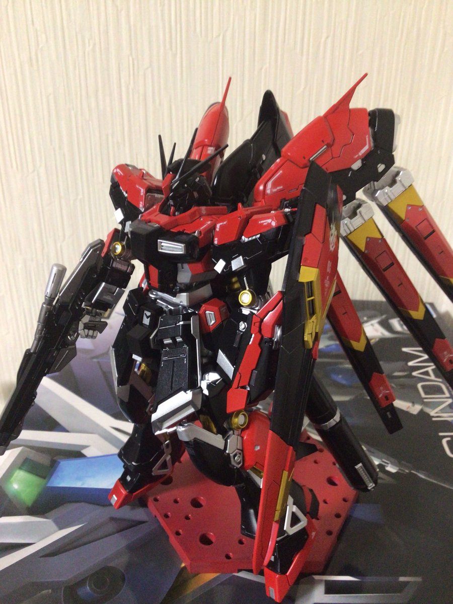 gunplafree's tweet photo. ついでにRGのHiνも。 https://t.co/zmdh1xVsl7