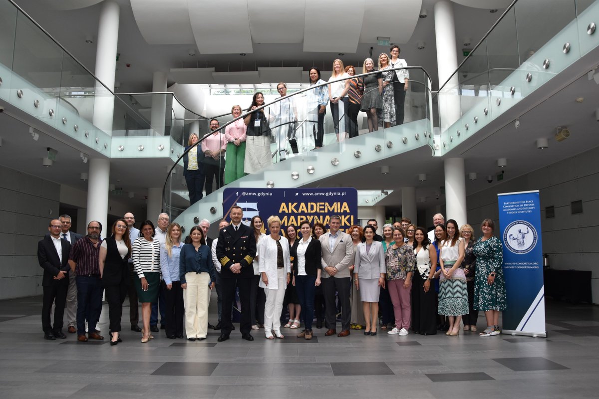 Marshall_Center's tweet photo. 📢 What's new w/ #PfPC? WPS & PME! This week, #GCMC's Partnership for Peace Consortium Polish Naval Academy for a Workshop on Mainstreaming Women, Peace and Security in Professional Military Education.
🌐For more on WPS in PME, visit https://t.co/fLoe3mr6qJ https://t.co/N9j1rXS4xn
