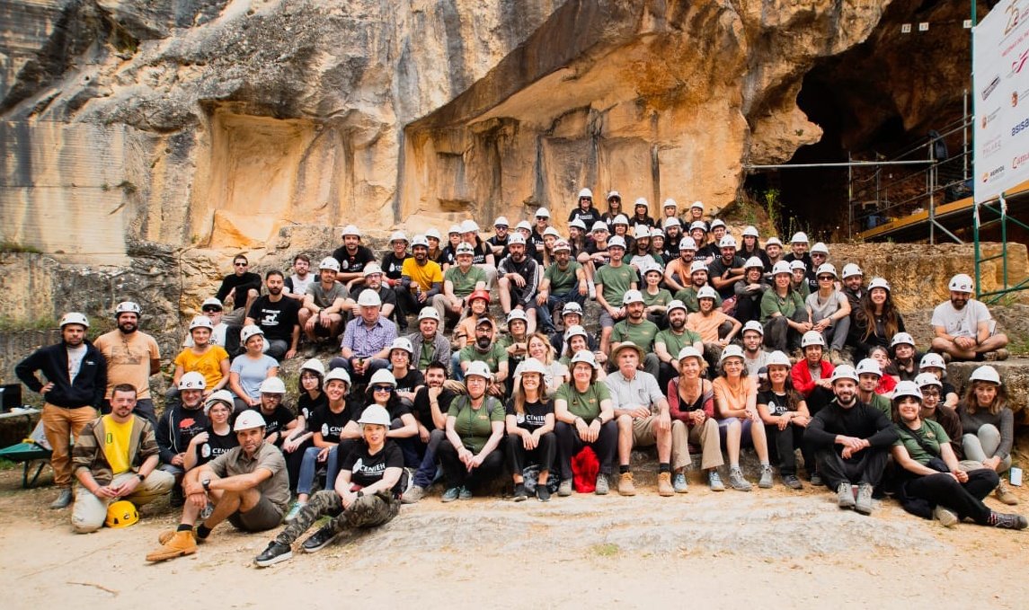 Miguel_preh's tweet photo. Once again this year I had the pleasure of participating in the #Atapuerca ♥️. It's awesome to be part of such an incredible team and to continue learning from the best. This year has also been very special, welcome back #HomoAntecessor! 💀
#Atapuerca2024 #Ata24 #CuevaFantasma 👻 https://t.co/g15JU7m76G