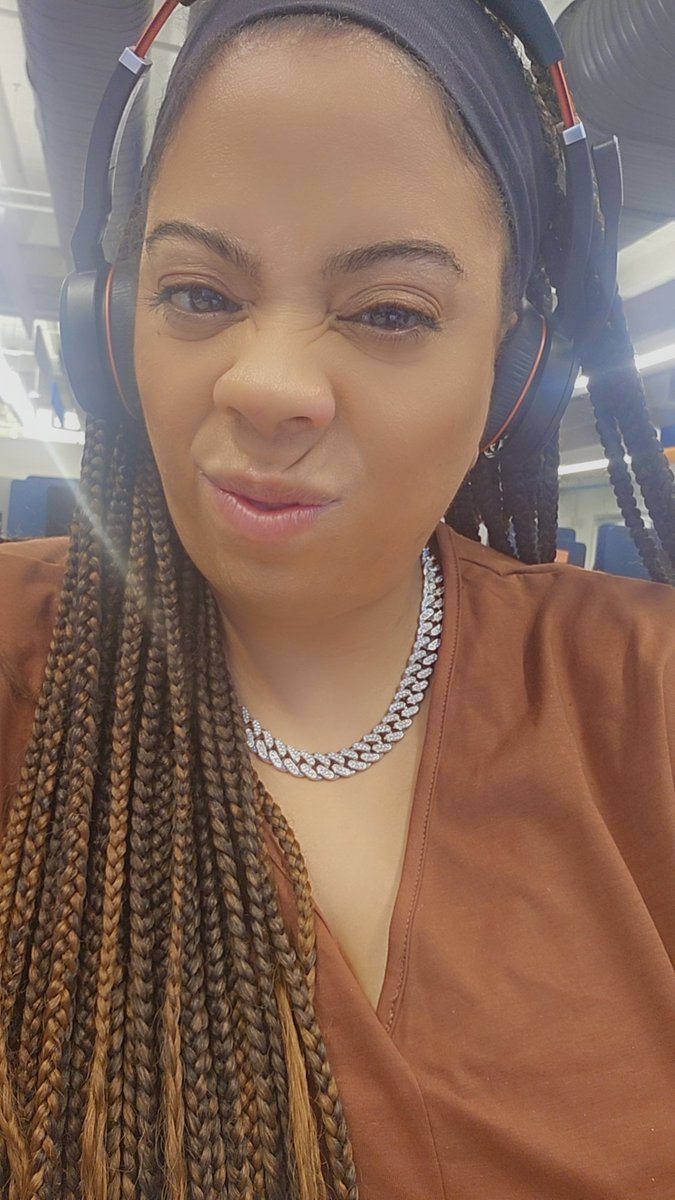 LadyStanton05's tweet image. 🎁🎂 Lady Birthday COUNT DOWN.. 9 Days!! 
We will celebrate!! 
#Aug3rd
#birthdaygirl