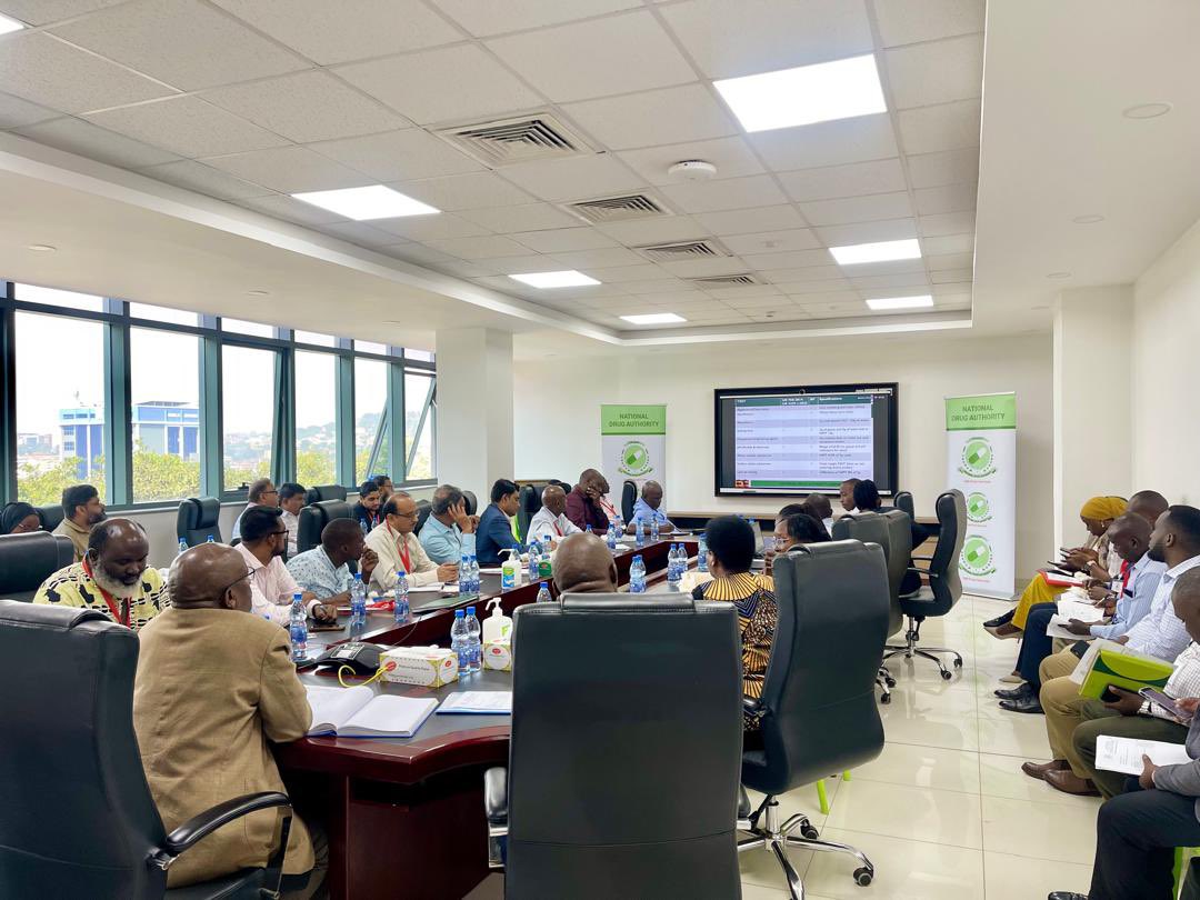 UNDAuthority's tweet photo. We have just held a stakeholder meeting with local manufacturers and importers of absorbent wool (medical wool). We discussed the concerns regarding the medically allowable quality. We are mandated to regulate the manufacture, importation and distribution of medical products. https://t.co/5CqOvVrqz1