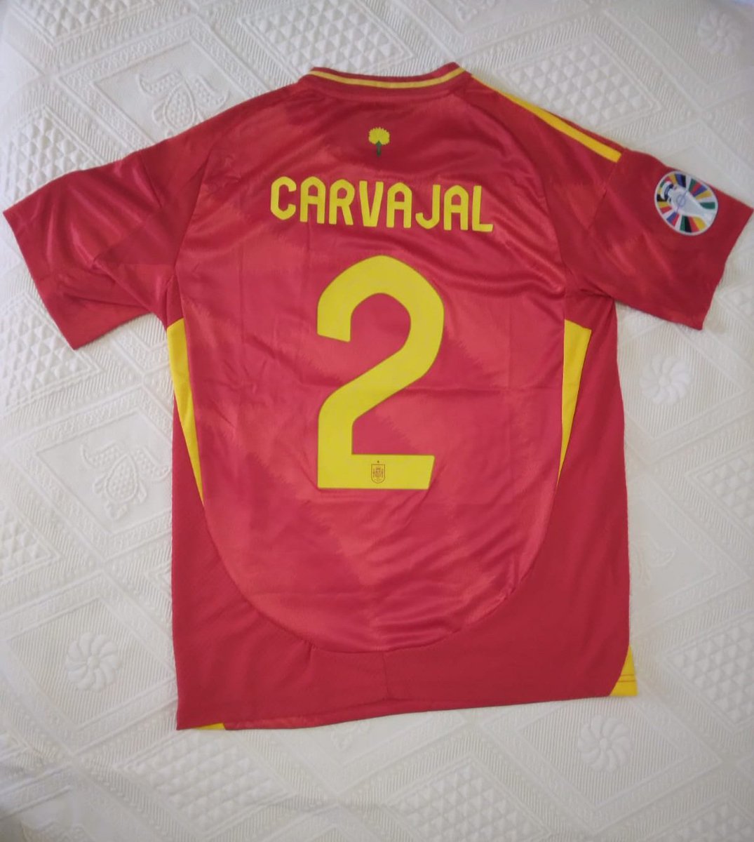 Alberto Sรกnchez ๐ต (@alberto_shaoke) on Twitter photo Mirad lo que me acaba de llegar ๐
Que ganas tenรญa de tener esta de la Selecciรณn de
Don <a href="/DaniCarvajal92/">Dani Carvajal Ramos</a> ๐๐ช๐ธ
Gracias <a href="/guru_deporte2/">๐โฝ๏ธ๐๐</a> Mirad lo que me acaba de llegar ๐
Que ganas tenรญa de tener esta de la Selecciรณn de
Don <a href="/DaniCarvajal92/">Dani Carvajal Ramos</a> ๐๐ช๐ธ
Gracias <a href="/guru_deporte2/">๐โฝ๏ธ๐๐</a>