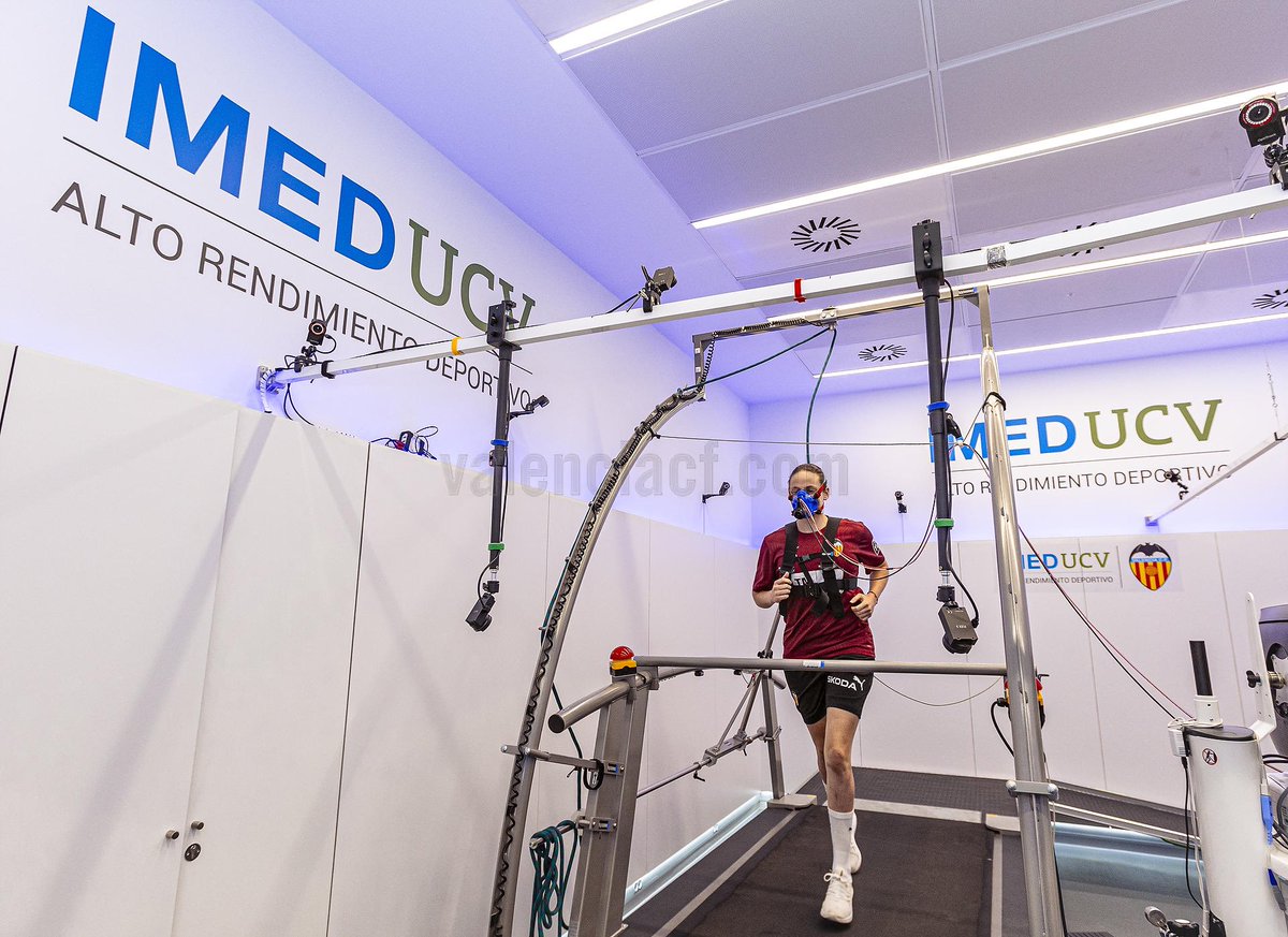 💪 𝐏𝐫𝐢𝐦𝐞𝐫 𝐝𝐢́𝐚 𝐝𝐞 𝐩𝐫𝐞𝐭𝐞𝐦𝐩𝐨𝐫𝐚𝐝𝐚 del #VCFfem 24-25
 
✅ Pruebas físicas y médicas en <a href="/imeducv/">IMEDUCV Alto Rendimiento deportivo</a>

📸 Todas las imágenes ⤵️
valenciacf.com/el-valencia-cf…

#ADNVCF 🦇