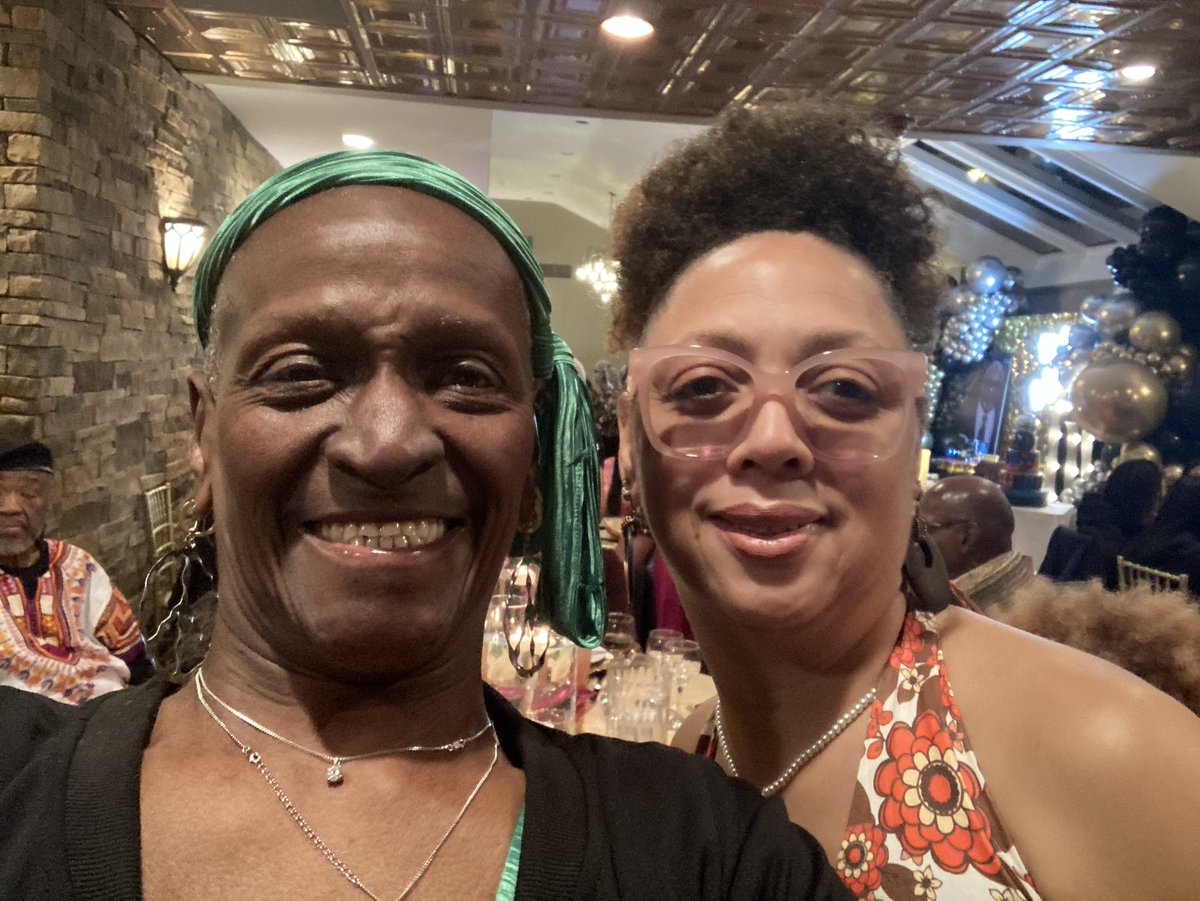 Donna Turner tweet media