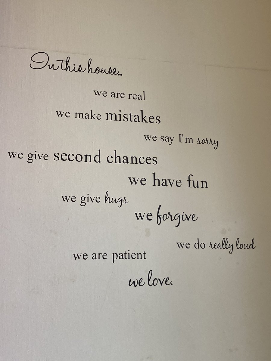 PlymTraumaNet's tweet image. Wonderful to talk about all things trauma informed with some of our city’s volunteers in such a warm &amp;amp; friendly setting; Hamoaze House.
Feeling inspired by the impetus to ‘give something back’ &amp;amp; build connection within the communities of our Ocean City.  
❤️