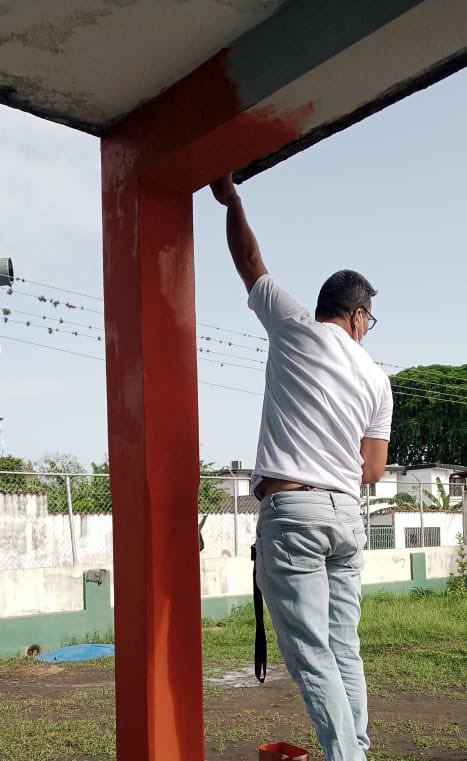 Yelitze Santaella (@_laavanzadora) on Twitter photo Gracias al plan de recuperación “Hugo Chávez, Cumanacoa Renace” creado por nuestro Pdte. <a href="/NicolasMaduro/">Nicolás Maduro</a>, así avanza la rehabilitación de las infraestructuras de la U.E. José Luis Ramos Sucre y U.E. Pedro Luis Cedeño.
@MPPEDUCACION Gracias al plan de recuperación “Hugo Chávez, Cumanacoa Renace” creado por nuestro Pdte. <a href="/NicolasMaduro/">Nicolás Maduro</a>, así avanza la rehabilitación de las infraestructuras de la U.E. José Luis Ramos Sucre y U.E. Pedro Luis Cedeño.
@MPPEDUCACION