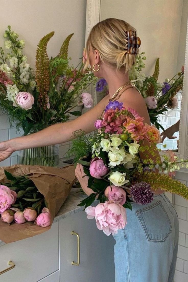 Diorgirlx's tweet photo. flowers https://t.co/q92ci7lLBH