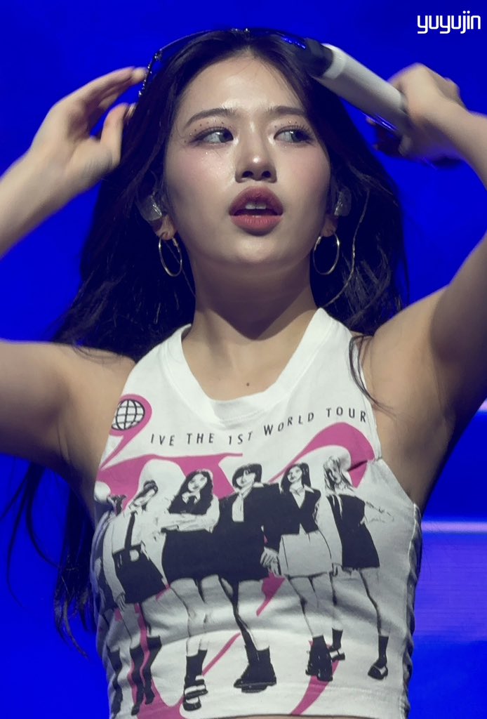 yuyujin230901's tweet photo. 240725 Melbourne🇦🇺
#ANYUJIN #안유진 
#SHOW_WHAT_I_HAVE
#IVE_WORLD_TOUR
#SHOW_WHAT_I_HAVE_IN_MEL https://t.co/svsn07EBvU