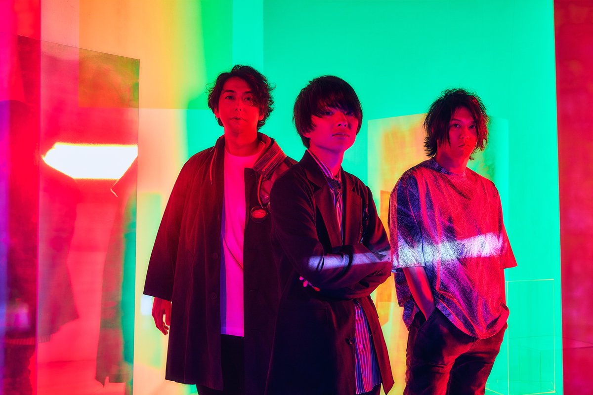 toysfactory's tweet photo. [#UNISONSQUAREGARDEN ]

【20th Anniversary LIVE 日本武道館公演】
7/24(水) ROCK BAND is fun
7/25(木) オーケストラを観にいこう
の映像作品リリースが決定！

詳細は後日発表しますのでお楽しみに！

ベストAL「SUB MACHINE, BEST MACHINE」発売中！
https://t.co/n8nZS5D3xY

#USG20th https://t.co/D3CnW198tq