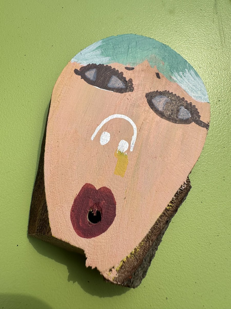 SowtheCity's tweet photo. We’re at @DunhamMasseyNT every Thurs 11-3pm throughout the school hols. Nature based art and craft activities can support children’s mental health and wellbeing, develop motor skills and improve their artistic abilities. https://t.co/LisOWtRByY