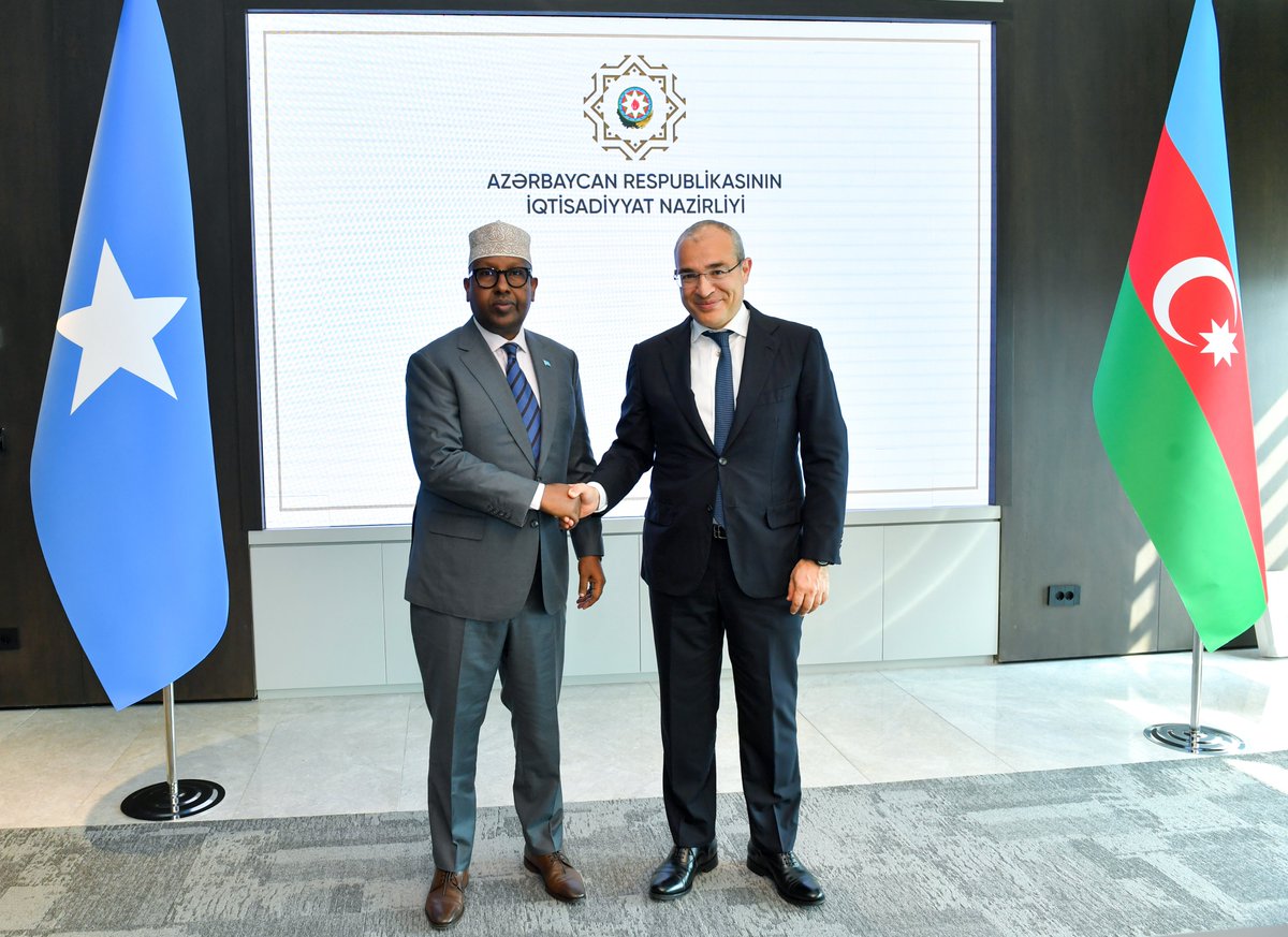 MikayilJabbarov's tweet photo. During the meeting with Ahmed Moallim Fiqi, Minister of Foreign Affairs and International Cooperation of the Federal Republic of #Somalia, our discussions centered on promoting bilateral #economic relations and exploring opportunities for collaboration in the #energy sector.

#EconomyAz