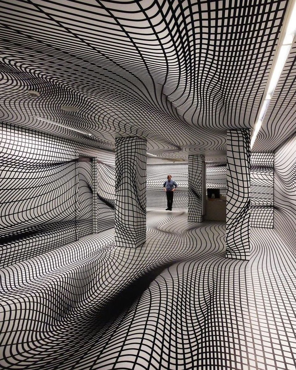 fubiz's tweet image. Hypnotizing Interior Design 🖤 by koglernet
#digital #art #hypnotizing