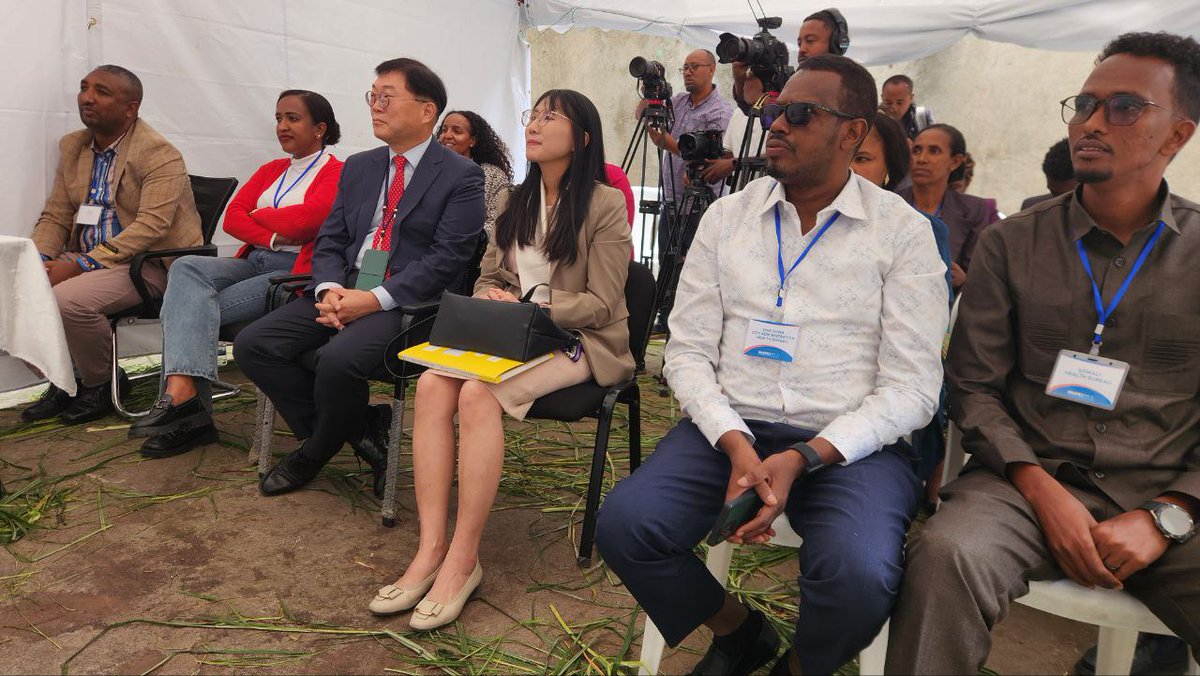 fanatelevision's tweet photo. #KOICA vows continued support to Ethiopia’s health sector through SHaPE2 Project   #Ethiopia  #Republic_of_Korea
https://t.co/1FCKO1qKKj https://t.co/CzMrFSIUGL
