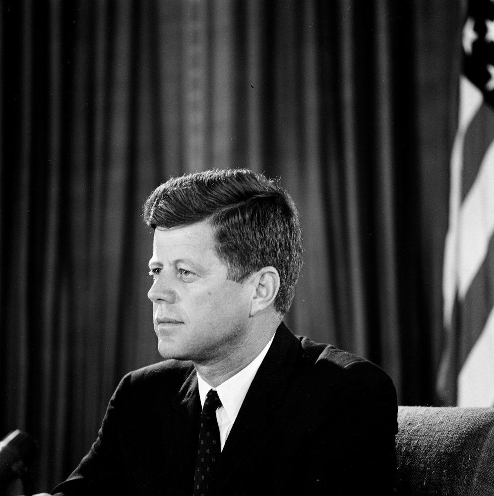 JFKLibraryFdn's tweet photo. At 10:00 pm on July 25, 1961, President Kennedy addressed the nation on the brewing crisis in Berlin, discussing the Soviet threat to West Berlin and the imminent threat of nuclear war.

Watch the address: https://t.co/AdKgqdrJfq https://t.co/Nai7rRfj2O