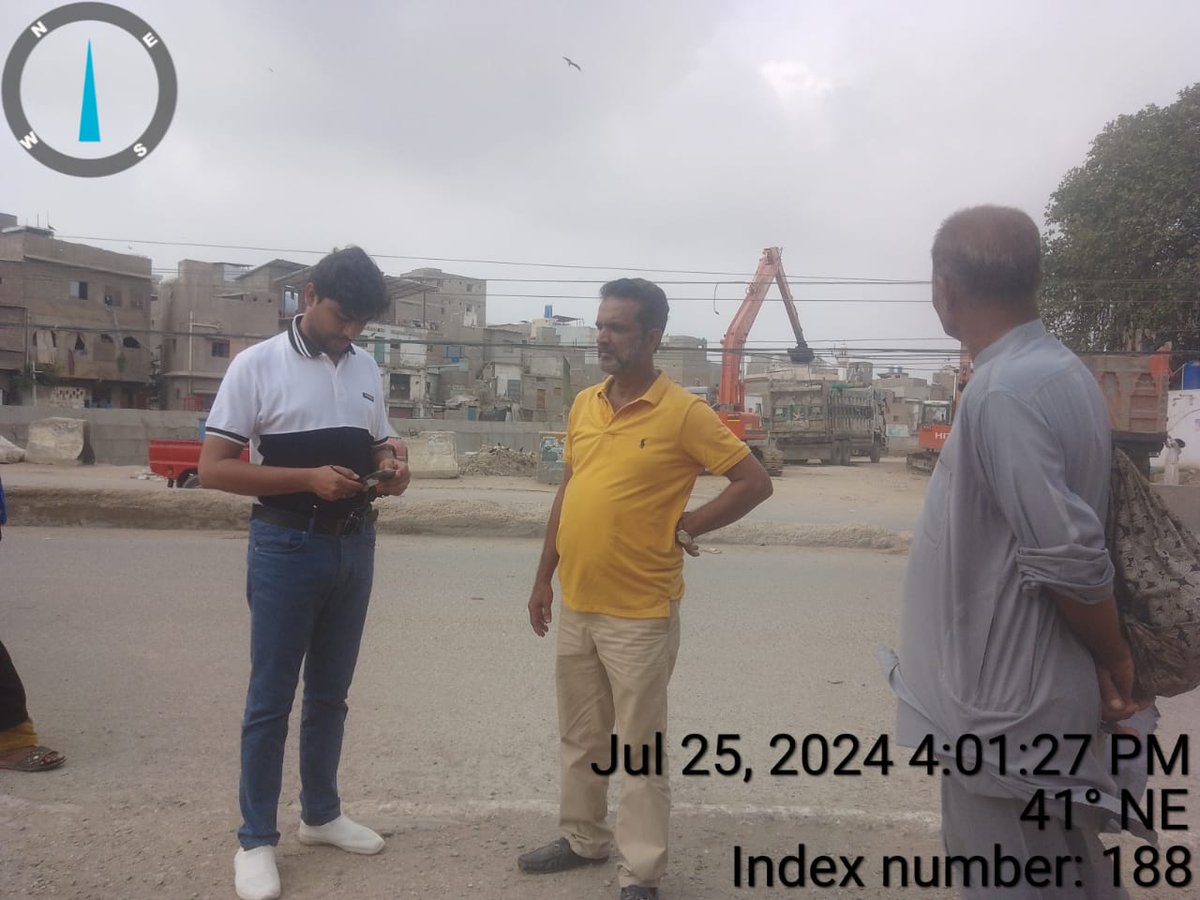 MSdepttKMC's tweet photo. سینئر ڈائریکٹر میونسپل سروسز، ذوالفقار علی ابڑو نے کراچی ضلع وسطی میں گجر نالہ، عائشہ منزل نالہ، نارتھ ناظم آباد نالہ اور دیگر مختلف نالوں کا دورہ کیا اور رین ایمرجنسی کے حوالے سے بلدیہ عظمیٰ کراچی کی جانب سے برساتی نالوں پر جاری صفائی اور کلیئرنس کے کاموں کا جائزہ لیا۔ https://t.co/qSOTkhNLti
