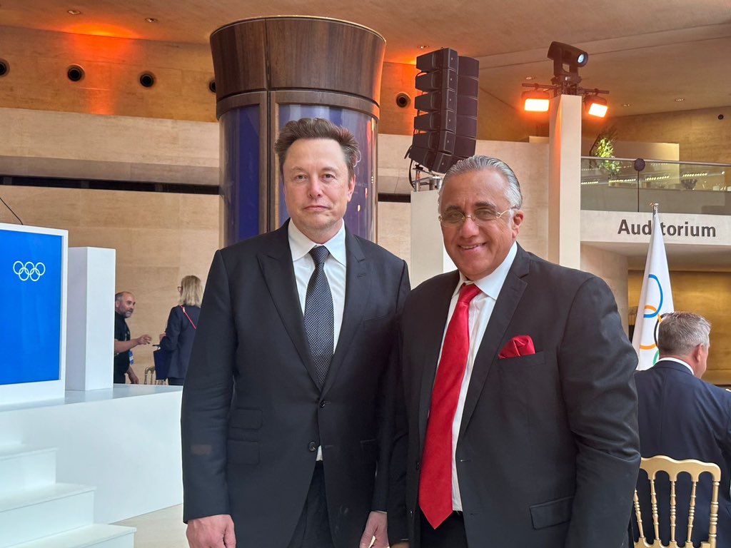 luisinmejia's tweet photo. Hola conversar con  @elonmusk en el marco de los @juegosolimpicos en @Paris2024 que #Huellas https://t.co/aGj2pZ4OzY