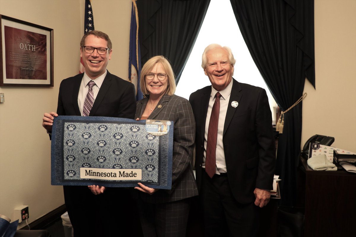 RepFischbach's tweet image. Thanks to @Walmart for taking the time to talk to me about your priorities and your annual Open Call event. Check out the mat #MadeInMN!