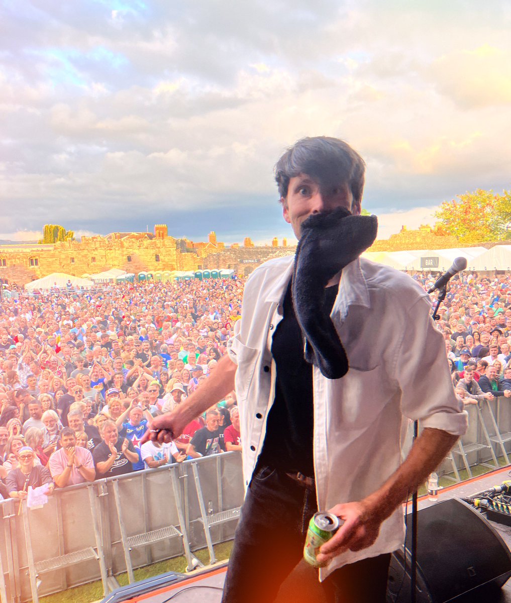 Back at it. First of four mega shows in a row smashed. #ludlowcastle #james