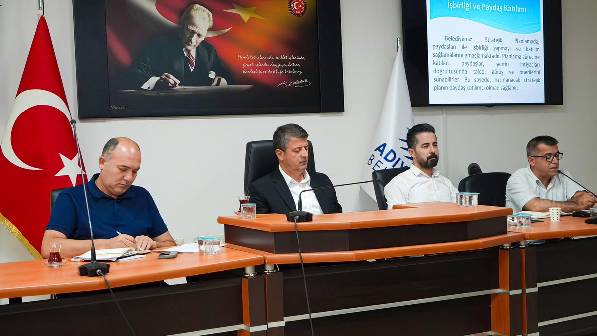 avtutdere's tweet photo. Meslek Odalarımız, ilgili kamu kurum ve kuruluşlarımız ve STK temsilcilerimizin katılımıyla 2025-2029 dönemi stratejik plan toplantısını gerçekleştirdik. 

Adıyaman'ımızın geleceği için önemli kararlar aldığımız bu toplantıda, işbirliği ve dayanışma ruhu ile hareket ettik. Katkı sağlayan herkese teşekkür ediyorum. 🙏

Birlikte daha güçlü bir #Adıyaman için çalışmaya devam edeceğiz.
