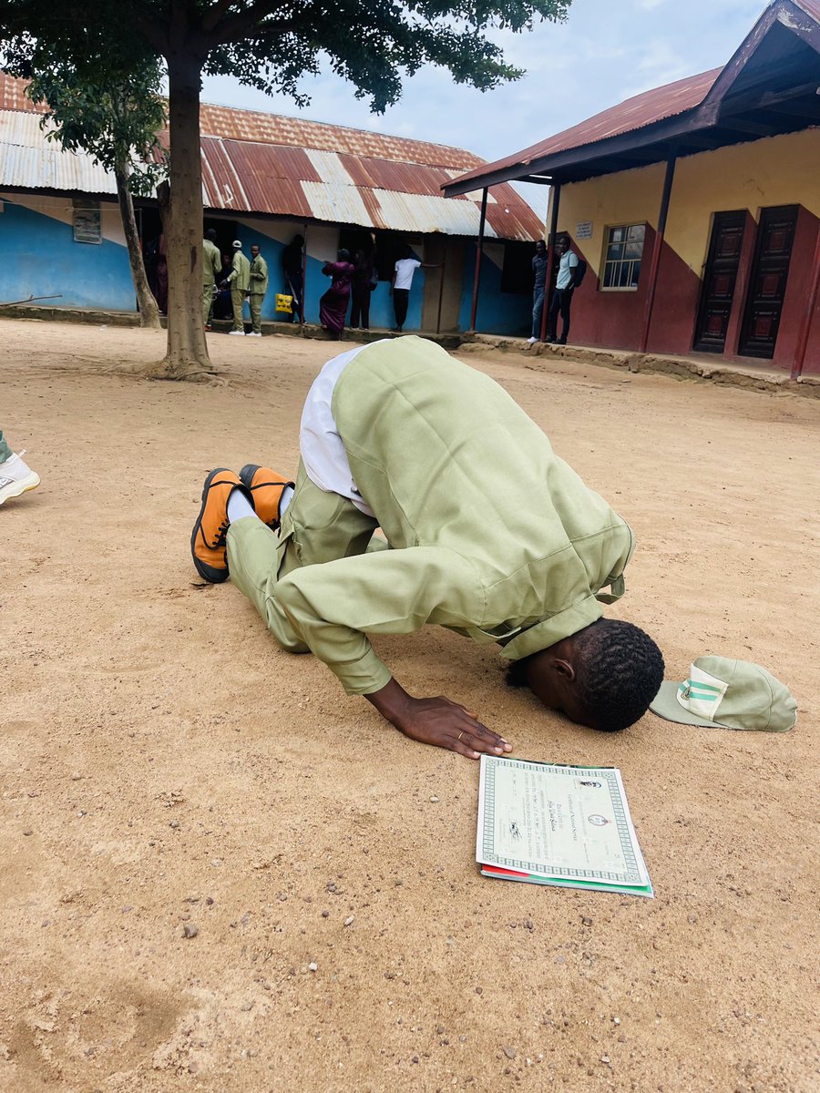 bisallahjr's tweet photo. Alhamdulillah 🎱
NYSC called and we served 
Ya Allah what comes from YOU will always be Alhamdulillah now and forever inshaAllah 
#NYSC https://t.co/OFZxb9JnnP