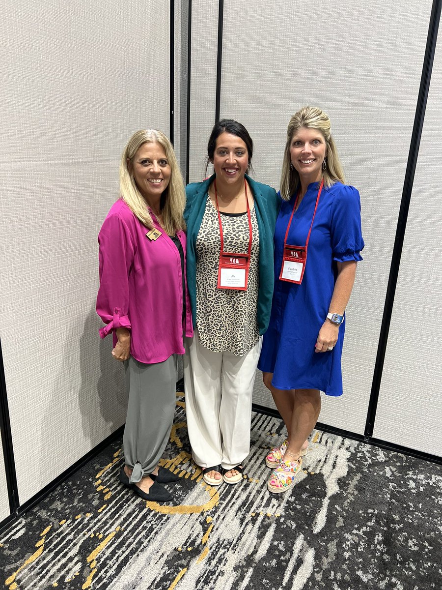 Thanks to <a href="/NeMTSS/">Nebraska Multi-tiered System of Support</a> and <a href="/NDE_GOV/">NDE</a> for partnering with <a href="/ESU_10/">ESU10</a> at #NCSAADMIN24 today! We were grateful that Principal Ali Goodenow from <a href="/ArnoldSchools/">Arnold Public School</a> could join and share their success with the Foundational Literacy Instructional Routines! <a href="/DallasLew/">Dallas Lewandowski</a> #esu10