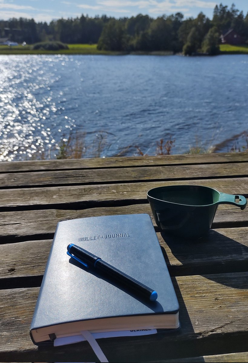 frogupnorth's tweet image. Some notes, some reflection, some planning... I always appreciate being able to do that outdoors.  #bulletjournal