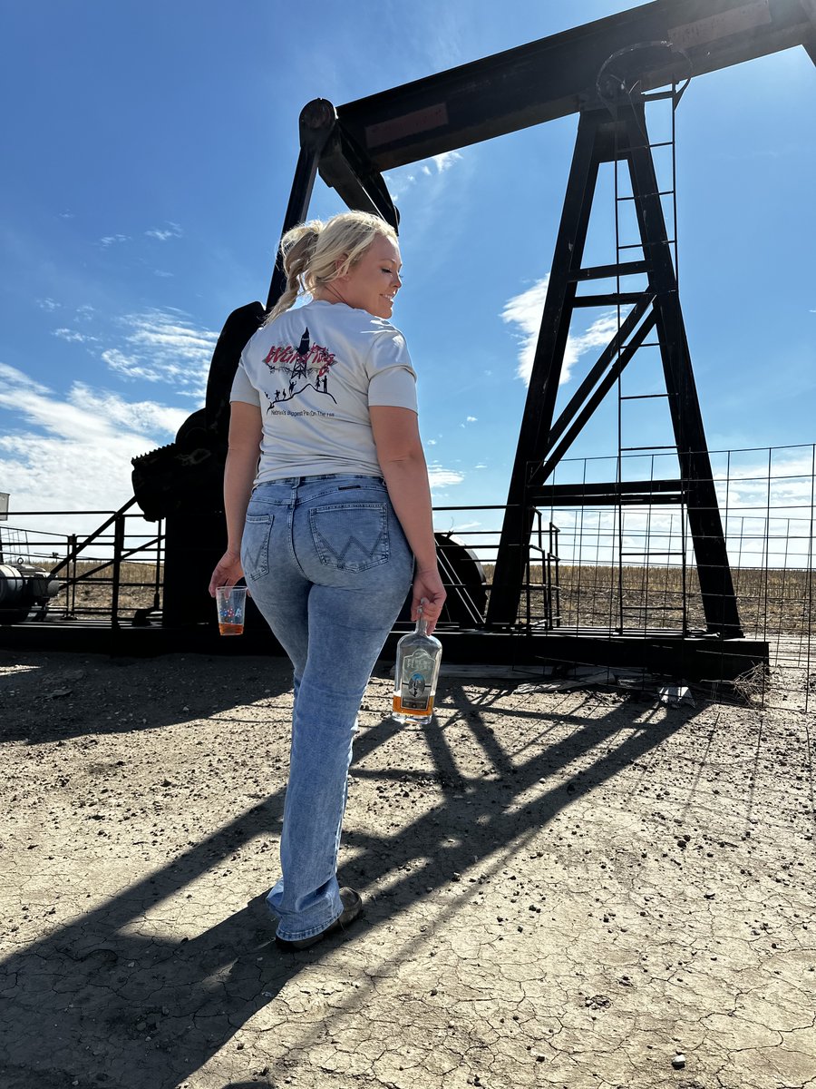 FemaleRancher's tweet photo. Exciting news! #FieldToFlask is nearing production and will soon be on shelves near you. Are you as thrilled as we are? Please do us a favor and head over to Field to Flask's page to give us a like!
#ComingSoon
#ProductLaunch https://t.co/IPyHnOzquK