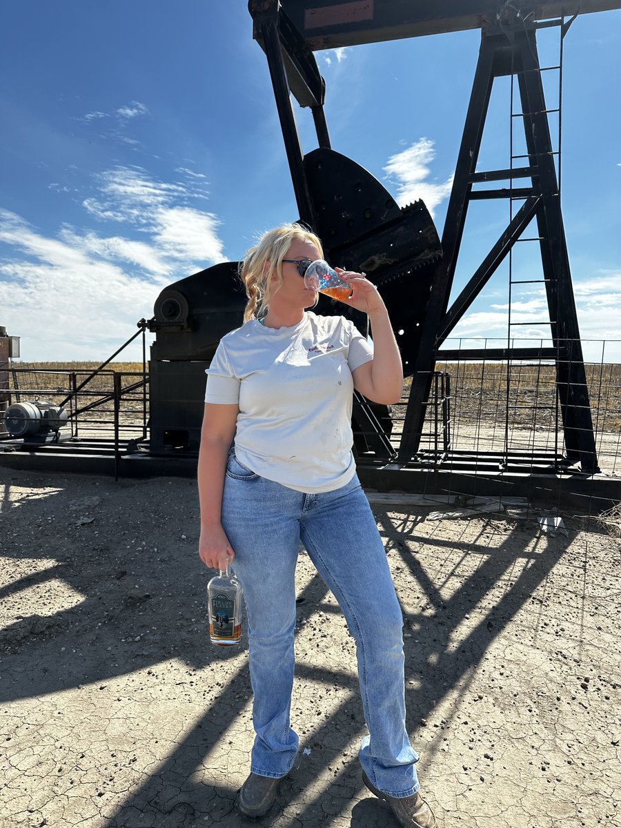 FemaleRancher's tweet photo. Exciting news! #FieldToFlask is nearing production and will soon be on shelves near you. Are you as thrilled as we are? Please do us a favor and head over to Field to Flask's page to give us a like!
#ComingSoon
#ProductLaunch https://t.co/IPyHnOzquK