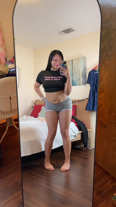 Okay, Fine! I’m sending nudy to everyone that comment ‘🍒’ https://t.co/VRbYqxgr0h<a href="/tag/mvsales"class="tags"><span>&#35;mvsales</span></a>