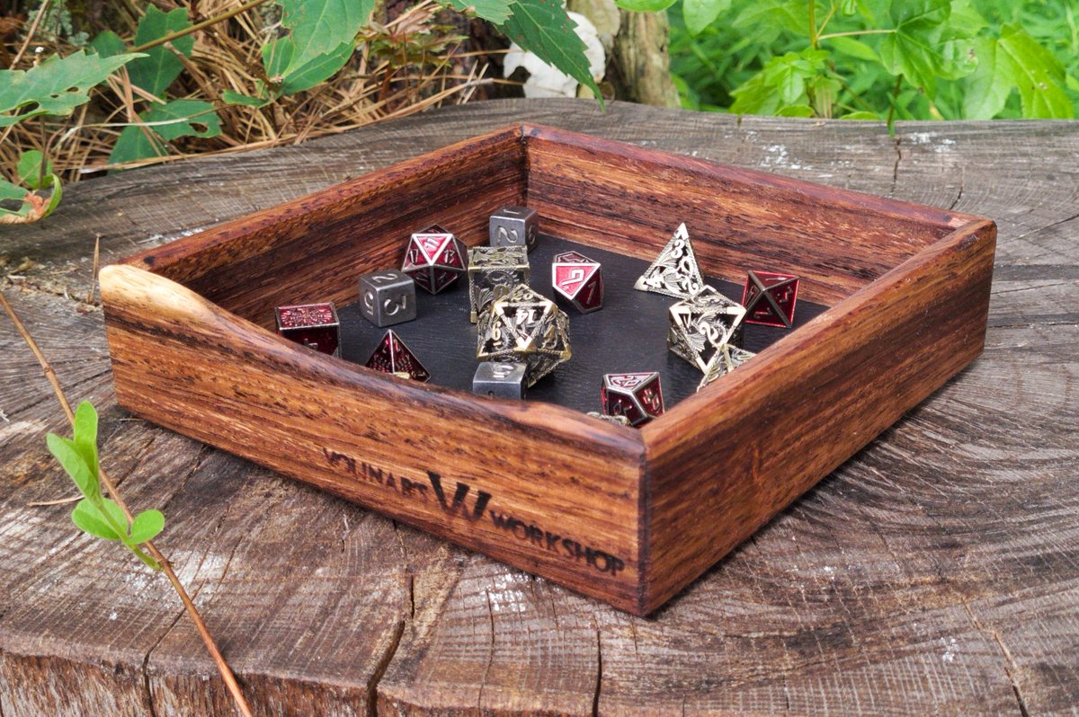 SHOP DROP: FRIDAY 7/26/24!!
These trays and more. All hand crafted, one of a kind here and gone to a loving new home!
Links to store in my bio!
#dice #dungeonsanddragons #dnd #ttrpg #vampirethemasquerade #pathfinder #tabletopgames #ttrpgcommunity #warhammer #wargaming