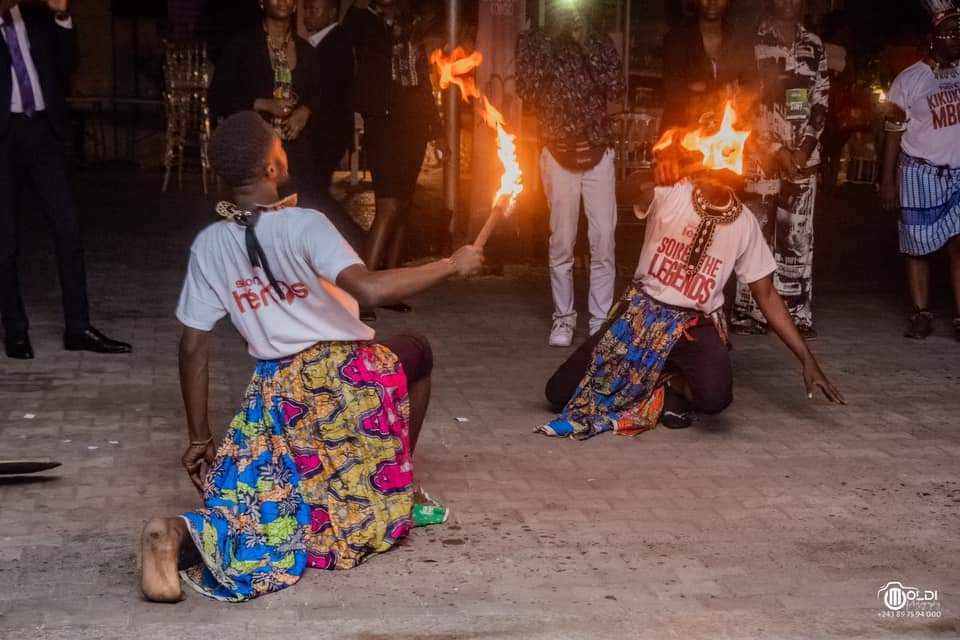 <a href="/AfricellRDCongo/">Africell RDCongo</a> 📻#INFOS_SALON_DES_HÉROS
"La Promotion des valeurs de l'identité culturelle et la sauvegarde de l'histoire de la RDC.
🌟 Édition spéciale HÉROÏNE en mars 2025, suivie de la troisième édition en juin 2025. Restez connectés. 🇨🇩
<a href="/DeniseNyakeru/">Denise NYAKERU TSHISEKEDI</a>
<a href="/rkitsita/">Rachel Kitsita Ndongo</a>
🖱️ salondesheros.com