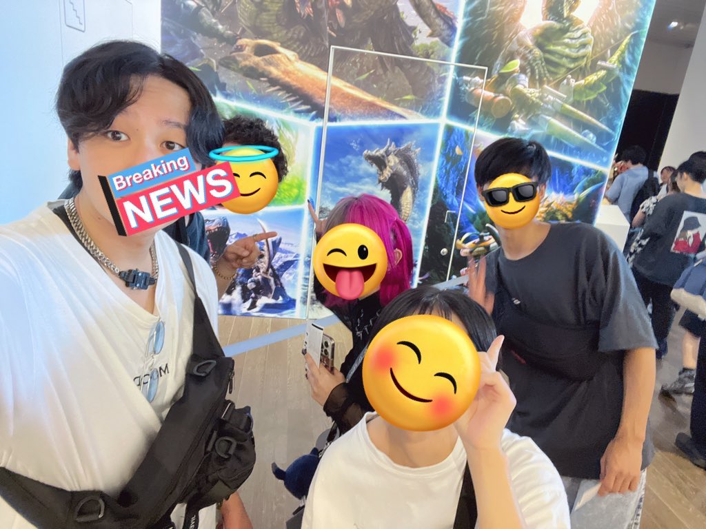 Spider__sman's tweet photo. 大狩猟展ほんとに良かった���〜
友達の家にPSPとお菓子持って4人集合して鐘の音が聞こえるまで没頭してたあの頃懐かしいな。
何時間やって来たのか分からないくらいモンハンが好きだし狩友達と遊ぶのが好きだ！

 #モンハン大狩猟展  #モンハン https://t.co/RgpaR9h3rj