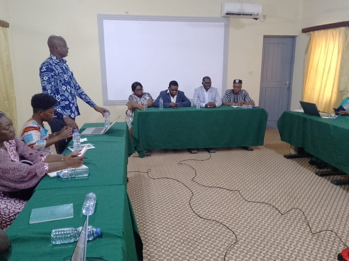 La #CNEJ participe à l’atelier de validation du guide méthodologique d’infusion du #genre et du #handicap dans la formation #entrepreneuriale avec l’outil #FoDA organisé par la #GIZ  du 24 au 26/07/24 à l’hôtel Saint Georges de Tsévié.
<a href="/PresidenceTg/">Présidence Togolaise/Togolese Presidency</a> 
<a href="/Primature/">el ghorfi</a> 
@Mindevbase