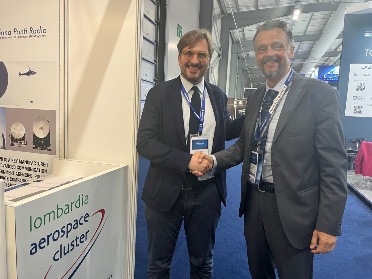 Aero_Lombardy's tweet photo. Some snaps from Councilor Guido Guidesi from Lombardia Region during the visits of some of the companies present at Farnborough International Airshow with the Cluster #FIA2024 #9CTL https://t.co/U1gkT7q97W