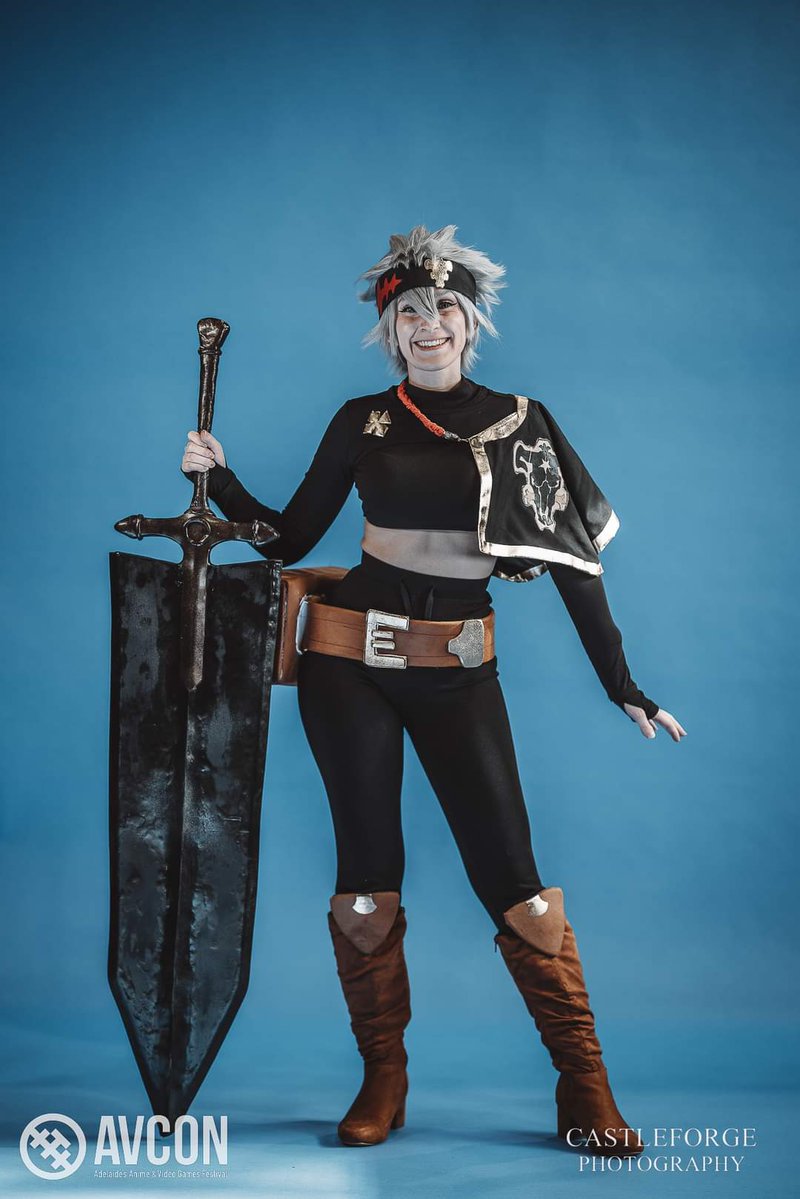 DaniellaMakesThings tweet media