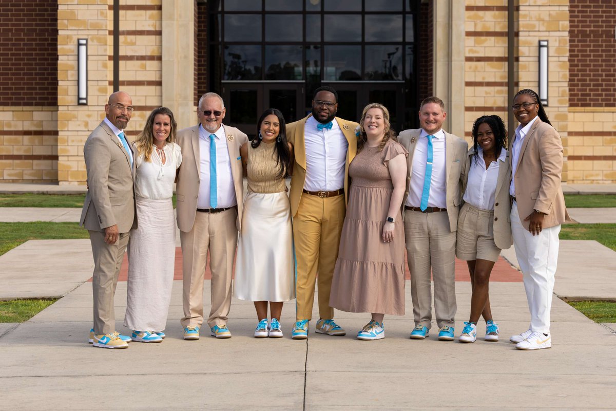 Former Top Gun Instructor and Blue Angels Flight Leader Eric Doyle was the featured speaker and the Conroe HS Drumline performed for principals, assistant principals, counselors, and administrators who attended the annual Leadership Conference at Grand Oaks HS!