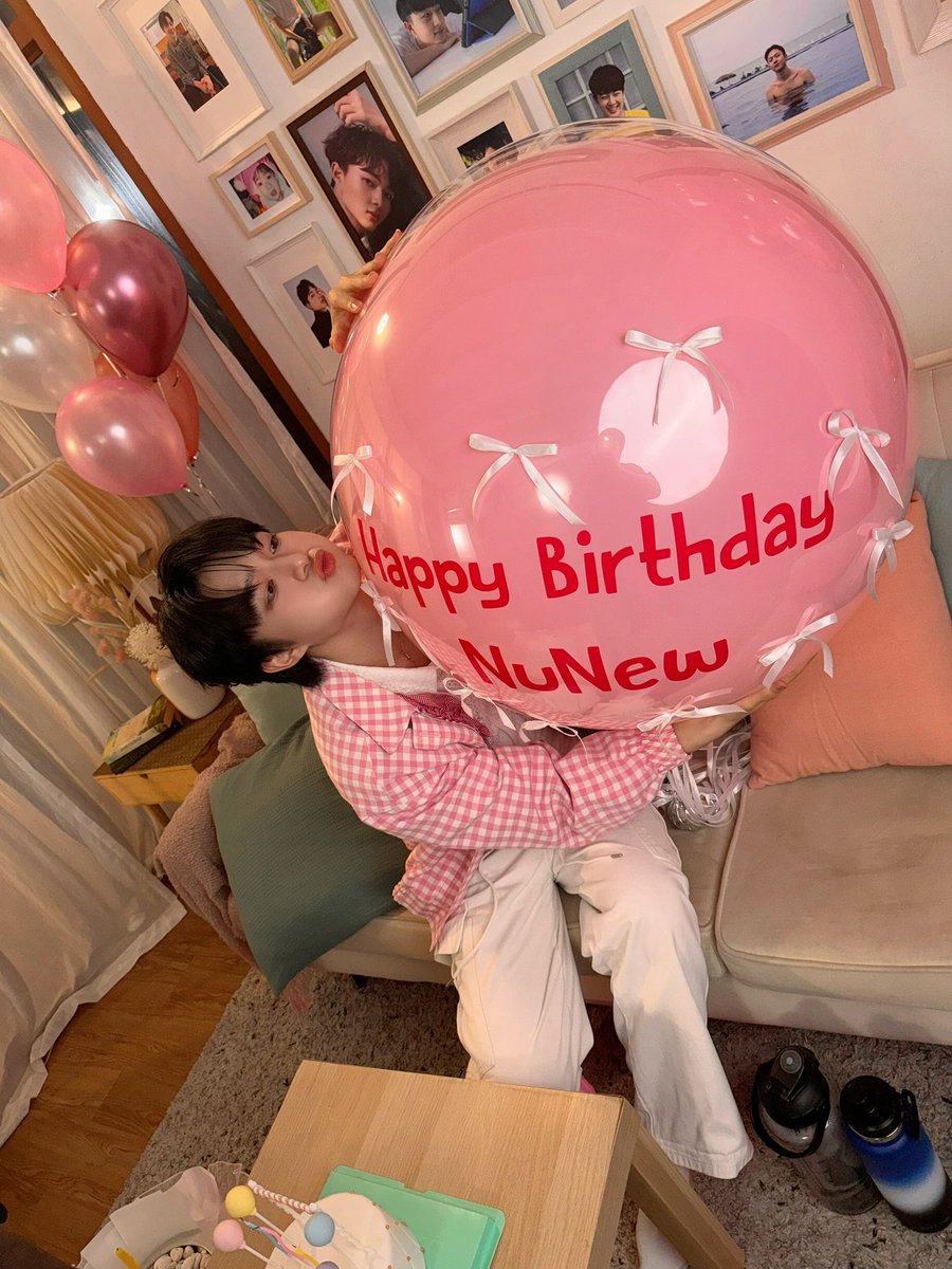 CwrNew's tweet photo. Happy Birthday to me 🎈🕯️
#สุขสันต์วันเกิดนะนุนิว https://t.co/0Wj66MMpzI