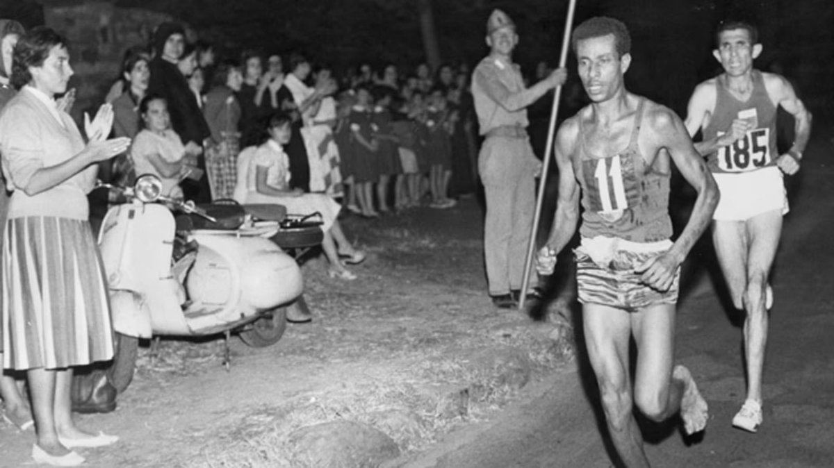At the 1960 Olympic Games in Rome, Abebe Bikila, an #Ethiopian, made history by becoming the first black African to win gold in the men’s marathon.

Not only that, he ran barefoot and broke the world record. 

Abebe Bikila inspired generations of runners, from Africa and around