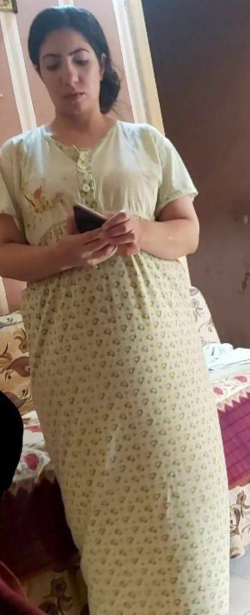sadii_43's tweet photo. مع اني منزلتش بقالي كتير اوي بس بناء علي طلب ديوث حابب انشر لحم محارمه 
الي حابب يشارك لحم محارمه و ياخد رأي فيه تعال برايفت سواء عاوز تنشر او لا و هدلعك 🔥🔥 https://t.co/kgufv13NVM
