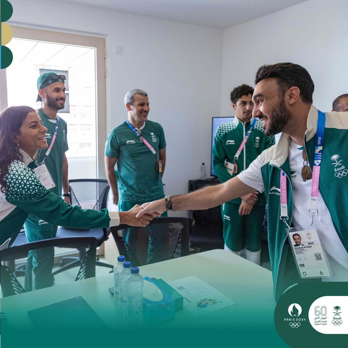 TeamSaudi's tweet photo. 📰| سمو الرئيس @AbdulazizTF يلتقي #فريق_السعودية المشارك في دورة الألعاب الأولمبية #باريس2024 ويزور القرية الأولمبية
 
- التفاصيل 👇

#حنا_معكم 🇸🇦
